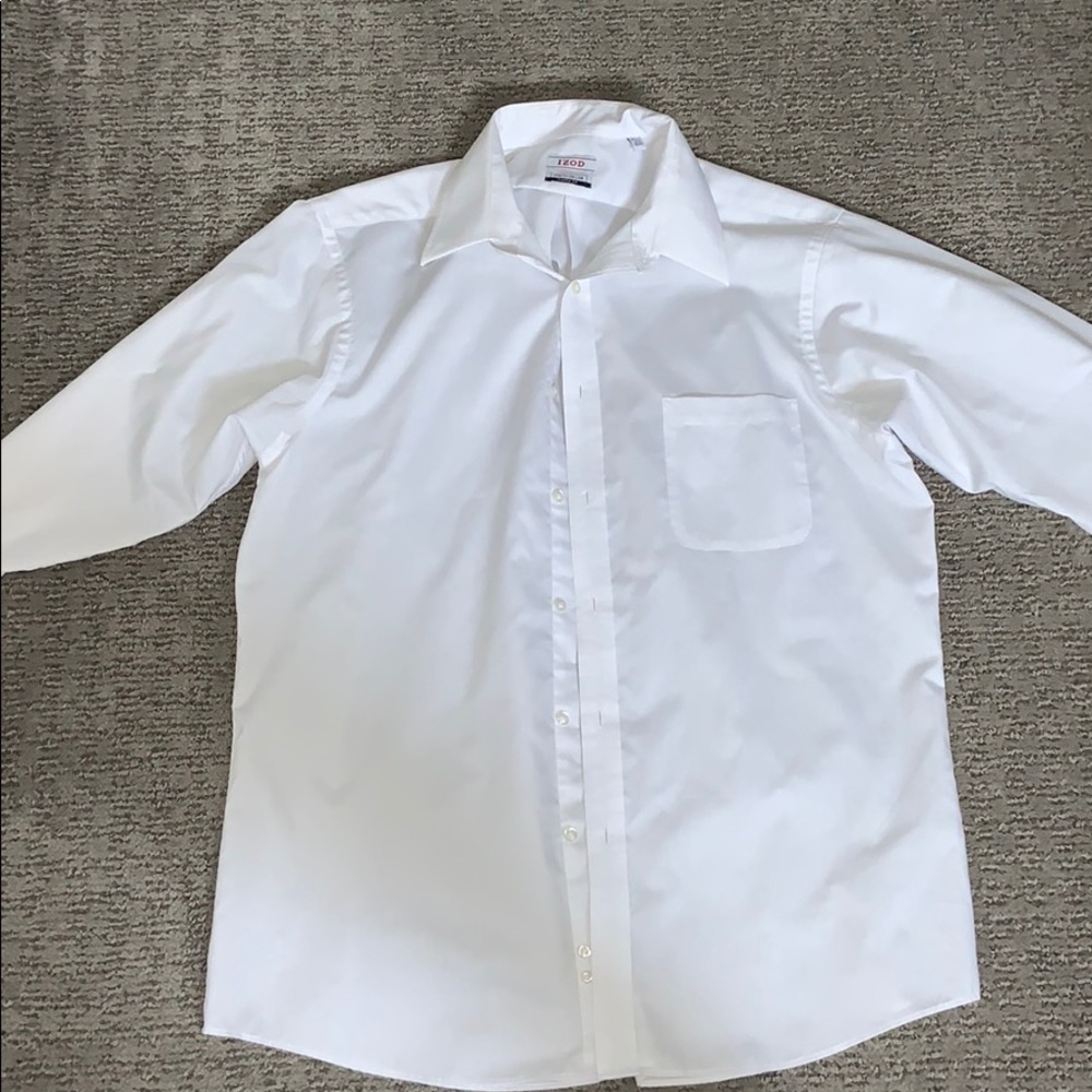 IZOD White collared long sleeve shirt